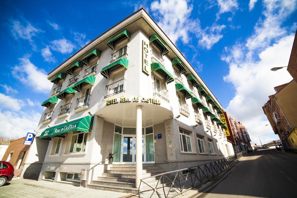 Hotel Real De Castilla Tordesillas Bagian luar foto