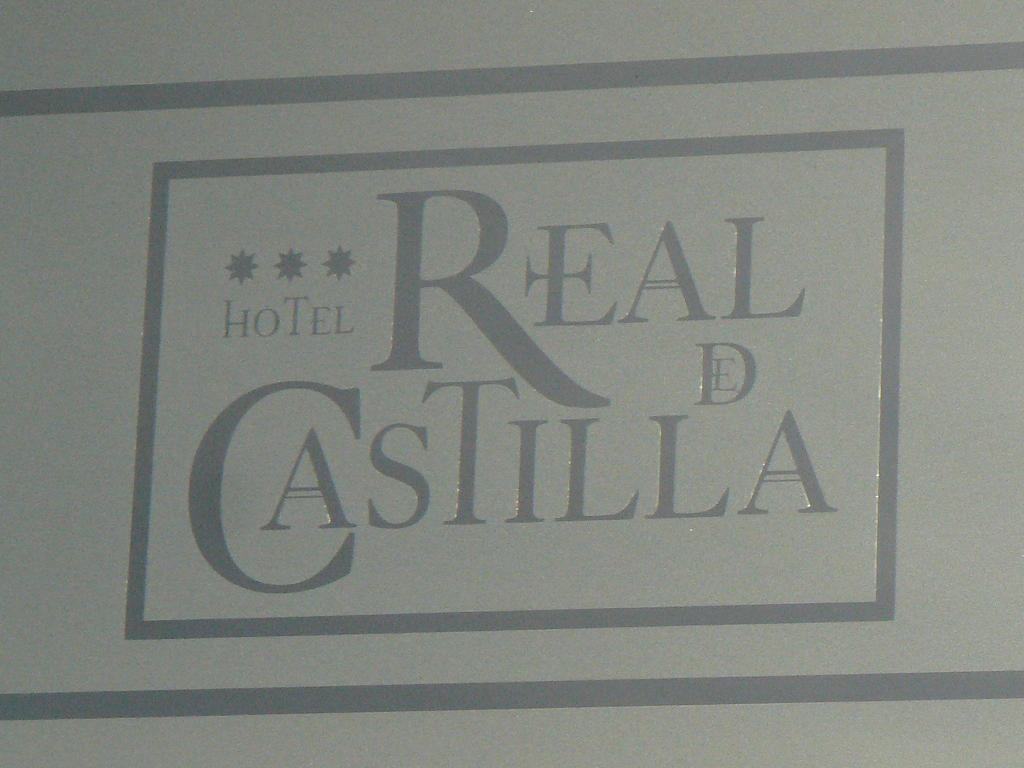 Hotel Real De Castilla Tordesillas Bagian luar foto
