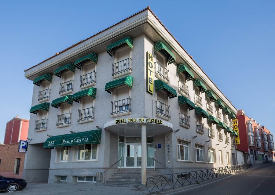Hotel Real De Castilla Tordesillas Bagian luar foto