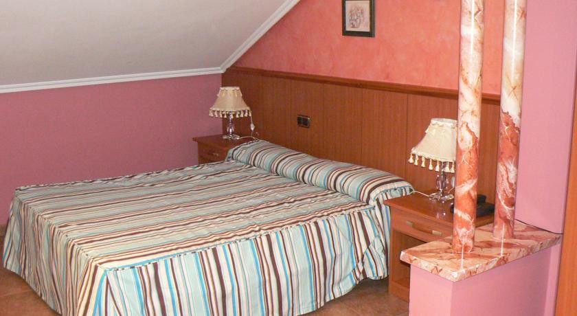 Hotel Real De Castilla Tordesillas Bagian luar foto