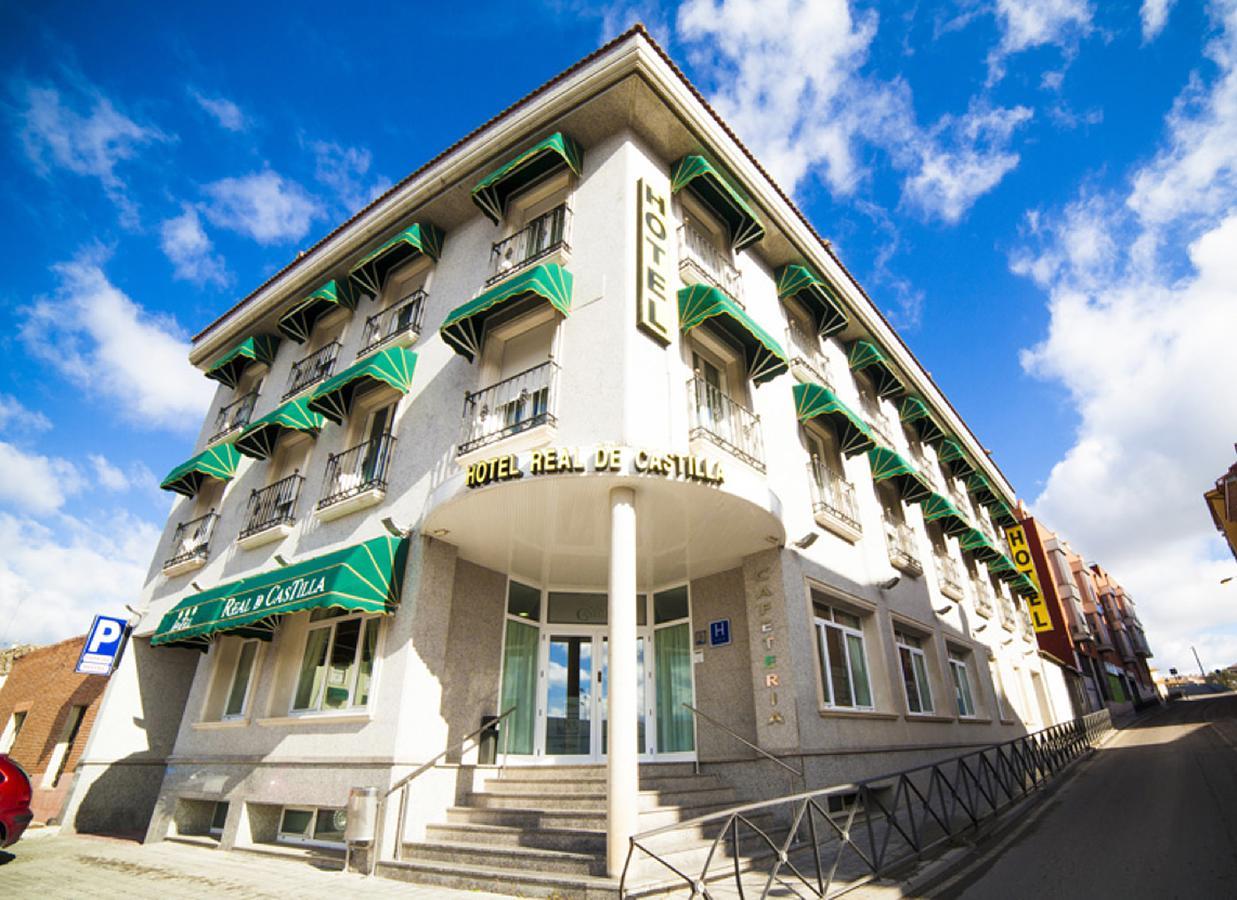 Hotel Real De Castilla Tordesillas Bagian luar foto